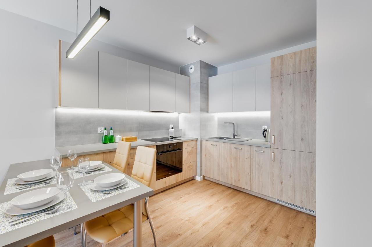 Old Town Apartment Angielska Grobla กดัญสก์ ภายนอก รูปภาพ
