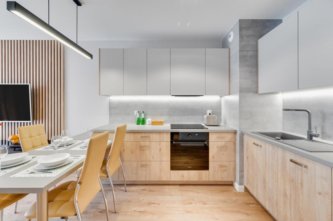 Old Town Apartment Angielska Grobla กดัญสก์ ภายนอก รูปภาพ